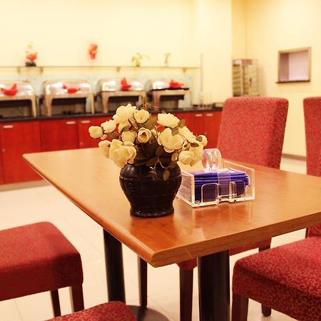 Hanting Hotel Shanghai South Railway Station Luoxiang Road Branch Экстерьер фото