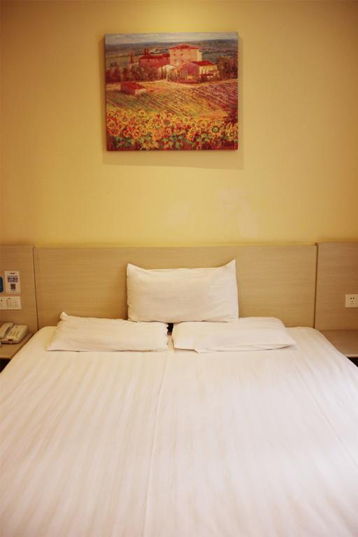 Hanting Hotel Shanghai South Railway Station Luoxiang Road Branch Экстерьер фото